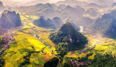 Travel to Vietnam in October