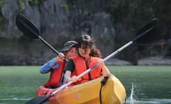 Cat Ba Princess Junk - Kayaking