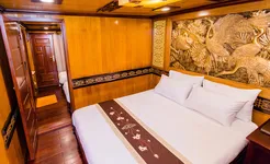 Victory Cruise - Connecting